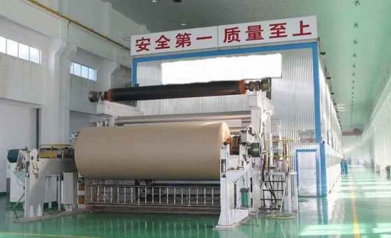 Άνετο χαρτί τουαλέτας που κατασκευάζει τη μηχανή 3500mm τον τεράστιο ρόλο 300m/λ.