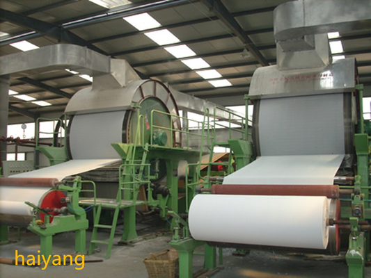 150m/Min χαρτί τουαλέτας που κατασκευάζει τη μηχανή 1575mm την τεράστια παραγωγή ρόλων