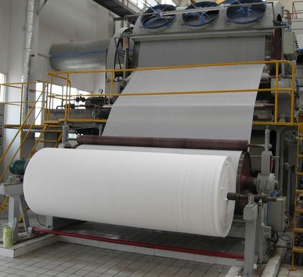 μικρής κλίμακας ΝΕΟΙ ρόλοι μύλων χαρτιού τουαλέτας ιστού που κατασκευάζουν τη μηχανή στην Κίνα