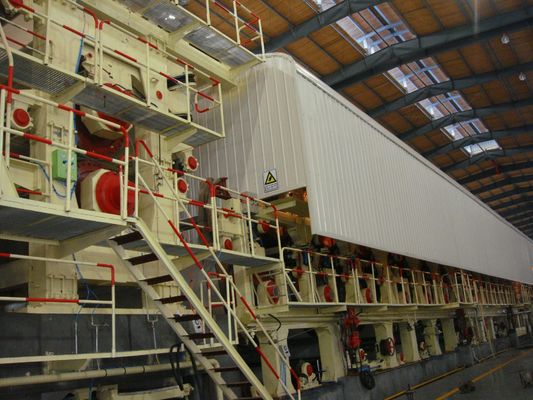 Προσαρμοσμένο έγγραφο χαρτοκιβωτίων 500Tons καθημερινό ζαρωμένο παραγωγή που κατασκευάζει τη μηχανή