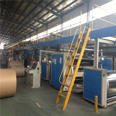 Γραμμή παραγωγής 100-200m/min κιβωτίων χαρτοκιβωτίων ζαρωμένου χαρτονιού