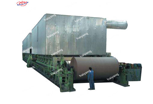 Μηχανή κατασκευής κυλίνδρων χαρτιού Kraft 330m/min Παρθένος χαρτοπολτός 2200mm 150g