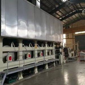 3200 mm Μηχανήματα ανακύκλωσης χαρτιού Kraft Υψηλής αντοχής Βιομηχανική κατασκευή για χαρτοβιομηχανία